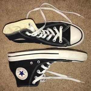 Black high top converse